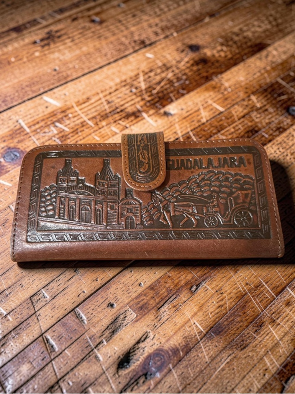 Vintage Guadalajara Mexico hand‎ Tooled Leather Wallet,designer stamped